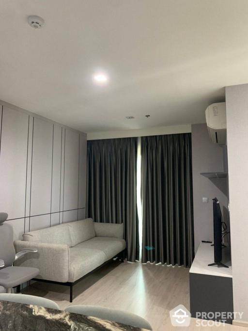 2-BR Condo at Rhythm Rangnam near BTS Victory Monument