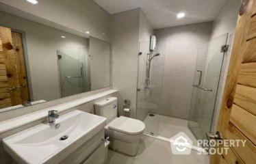 2-BR Condo at Life Sukhumvit 62 near BTS Bang Chak