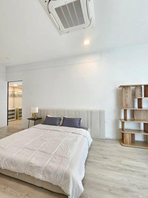 🏠 บ้านสวย พร้อมอยู่!!! 🔑 4 Bedroom 3-Storey House @ VIVE Krungthep Kreetha / Rent ฿380,000/mo