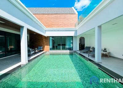 For Sale Luxury Nordic Pool Villa Pattaya