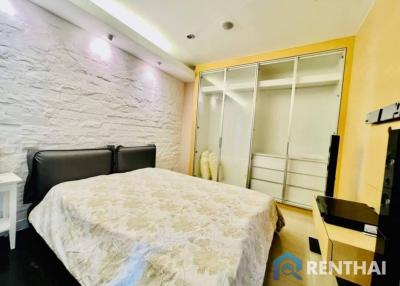 Fully Furnished 3bed Condo at The Residences Dream