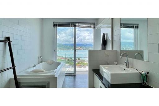 3-Bedroom Apartment with Panoramic Sunset View for Sale in Bang Rak - 920121061-53