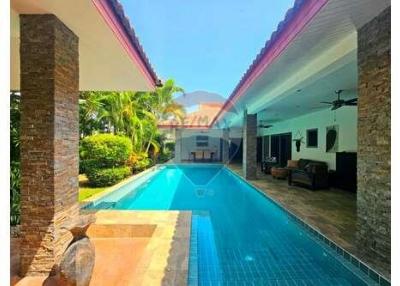 Quality Modern Tropical Villa, 2 Bed 2 Bath in Hua Hin Soi 70 For Sale - 920601001-237