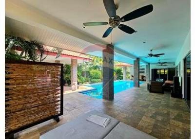 Quality Modern Tropical Villa, 2 Bed 2 Bath in Hua Hin Soi 70 For Sale - 920601001-237