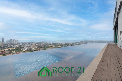 Pattaya Posh 2 bed 2 bath comes with city and sea views  At a special price of 4.9 million baht.