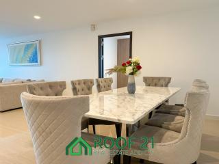 Sale Spacious Beachside Condo 3B4B with 180 sqm., fully furnished at Cozy Beach Pattaya