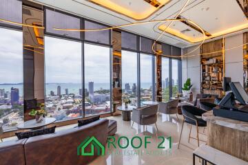 Rare Item! THe ONCE Studio Seaview High floor near Terminal 21 Pattaya / S-0577