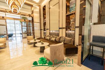 Rare Item! THe ONCE Studio Seaview High floor near Terminal 21 Pattaya / S-0577