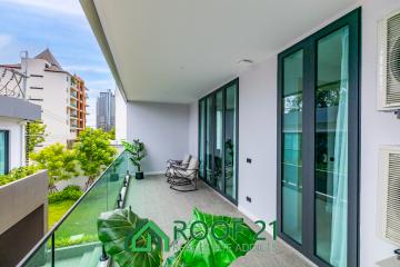 The epitome of luxury living in the heart of Jomtien 6 Bedrooms/11 Bathrooms