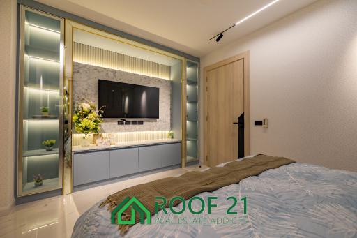 The epitome of luxury living in the heart of Jomtien 6 Bedrooms/11 Bathrooms