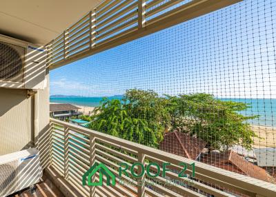 SALE Condo, 1 Bedroom, size 67 sqm. 180-degree Seaview Jomtien Beach, Valued price / S-0713M