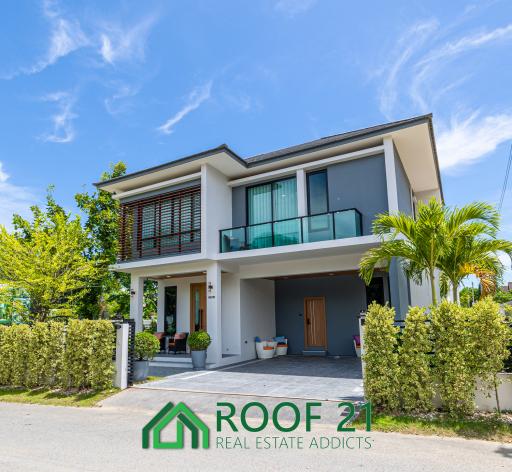 Modern 2-Story Home with 4 Bedrooms, 4 Bathrooms, 216 sqm Ready to Move In! Prime Location Just Minutes from Jomtien Beach OP-0166T