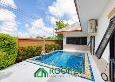 Single house with private pool / S-0696W