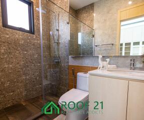 For SALE a House Modern Luxury Nordic 3 Bedrooms 211 Sqm Sukhumvit Pattaya 21 / OP-0161T