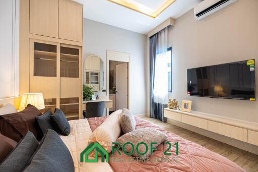 For SALE a House Modern Luxury Nordic 3 Bedrooms 211 Sqm Sukhumvit Pattaya 21 / OP-0161T