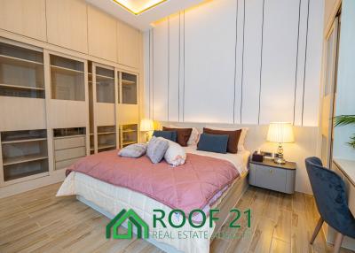 For SALE a House Modern Luxury Nordic 3 Bedrooms 211 Sqm Sukhumvit Pattaya 21 / OP-0161T