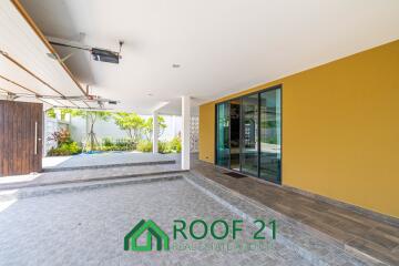 For SALE a House Modern Luxury Nordic 3 Bedrooms 211 Sqm Sukhumvit Pattaya 21 / OP-0161T