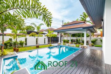 Luxurious Living in a Newly Renovated House with Private Pool Great Location: Close to Nong Nooch Garden and Khao Chi Chanin Pattaya S-0686Y