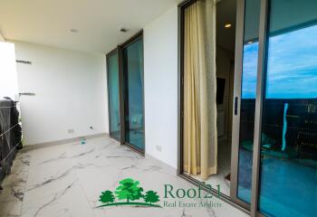 Super Luxury Beachfront Condo 1 Bedroom Seaview Fully Furnished ready to move in /P-0037D