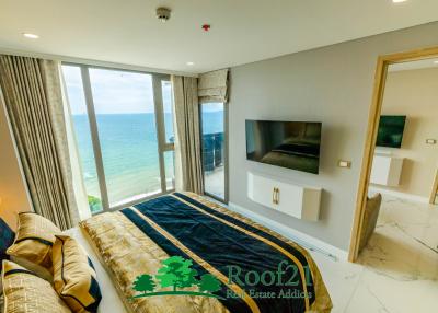 Super Luxury Beachfront Condo 1 Bedroom Seaview Fully Furnished ready to move in /P-0037D
