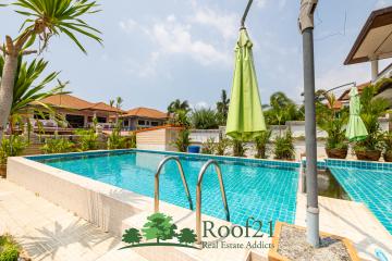 For SALE 2-storey Pool Villa House 3 Bedrooms 400 Sqm Thep Prasit Road/ S-0637T