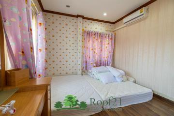 For SALE 2-storey Pool Villa House 3 Bedrooms 400 Sqm Thep Prasit Road/ S-0637T