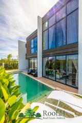 Brand new 4 Bedroom Pool villa in Luxury Project only 20 mins to Jomtien Beach/ OP-0143T