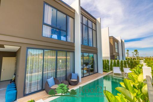 Brand new 4 Bedroom Pool villa in Luxury Project only 20 mins to Jomtien Beach/ OP-0143T