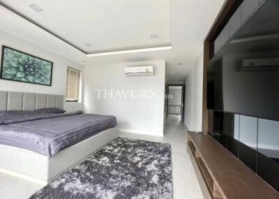 House For sale 4 bedroom 230 m² with land 259 m² in Serenity Villa, Pattaya