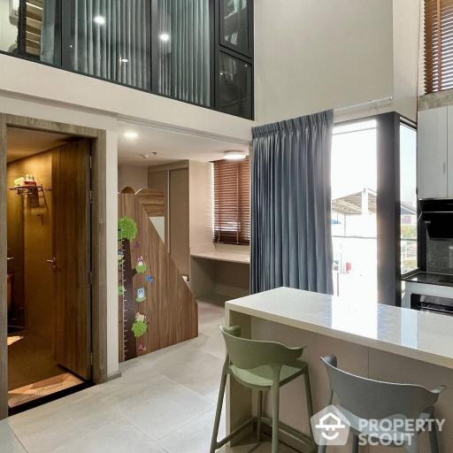 2-BR Condo at Cooper Siam near BTS National Stadium