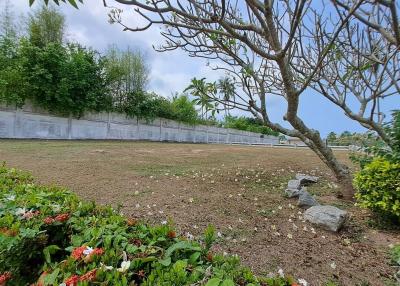 Beautiful land in the project, special price, Baantalay Pattaya, Bang Saray, Sattahip.