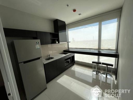 1-BR Condo at Rhythm Sukhumvit 44/1 near BTS Phra Khanong