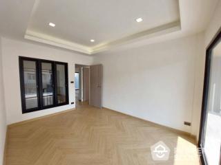 3-BR Townhouse near BTS Bang Chak