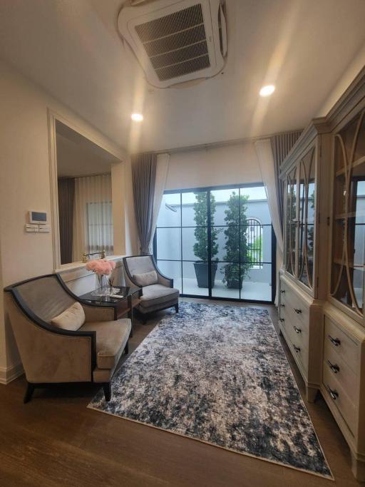 🏠 EXCLUSIVE!!! 🔑 4 Bedroom 2-Storey House @ Nantawan Rama 9-New Krungthepkreetha / Rent ฿300,000/mo