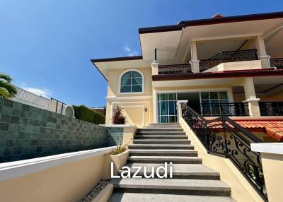 Emerald Heights : 3 Storey 5 Bedroom Pool Villa