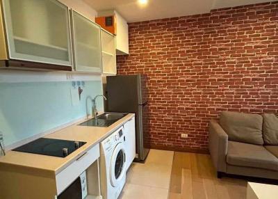 1 Bedroom Condo for Rent at The Astra