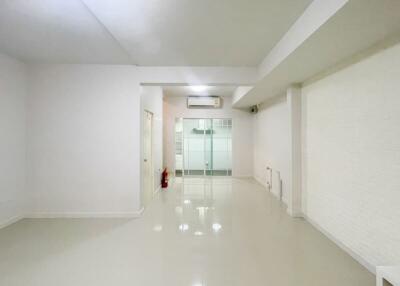 Townhouse for Rent at Indy Bangna Km.7