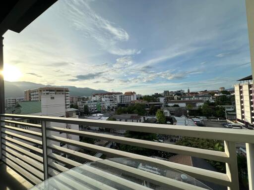 Condo for Rent at Rawee Waree Condo