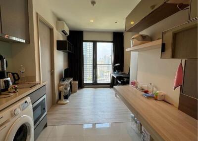 Condo for Rent at Rhythm Sukhumvit 36-38