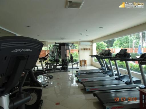 2 Bed 1 Bath in Central Pattaya ABPC1198