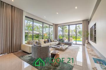 New Project - Type C, Exquisite Modern Luxury Pool Villas in Huay Yai with Spacious Living Space of 650 sq.m. / OP-0170C