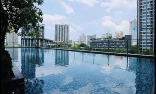 Condo for Rent at THE BASE Park East - Sukhumvit 77