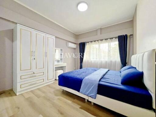 บ้าน ขาย 3 ห้องนอน 180 ตร.ม. ที่ดิน 240 m² ใน  Siam Garden City, Pattaya