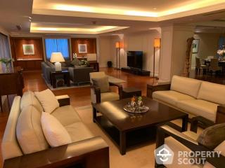 4-BR Condo at Las Colinas near BTS Asok