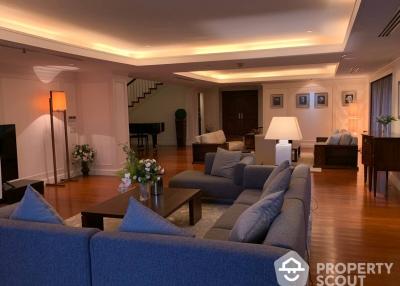 4-BR Condo at Las Colinas near BTS Asok