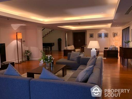 4-BR Condo at Las Colinas near BTS Asok