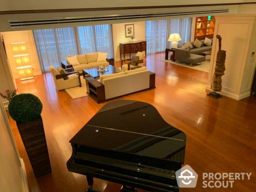 4-BR Condo at Las Colinas near BTS Asok