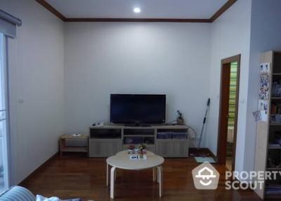 2-BR Townhouse close to Phra Ram 3 (ID 422852)