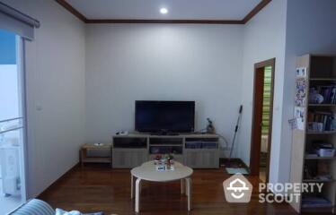 2-BR Townhouse close to Phra Ram 3 (ID 422852)