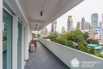 3-BR Condo at 33 Tower near BTS Phrom Phong